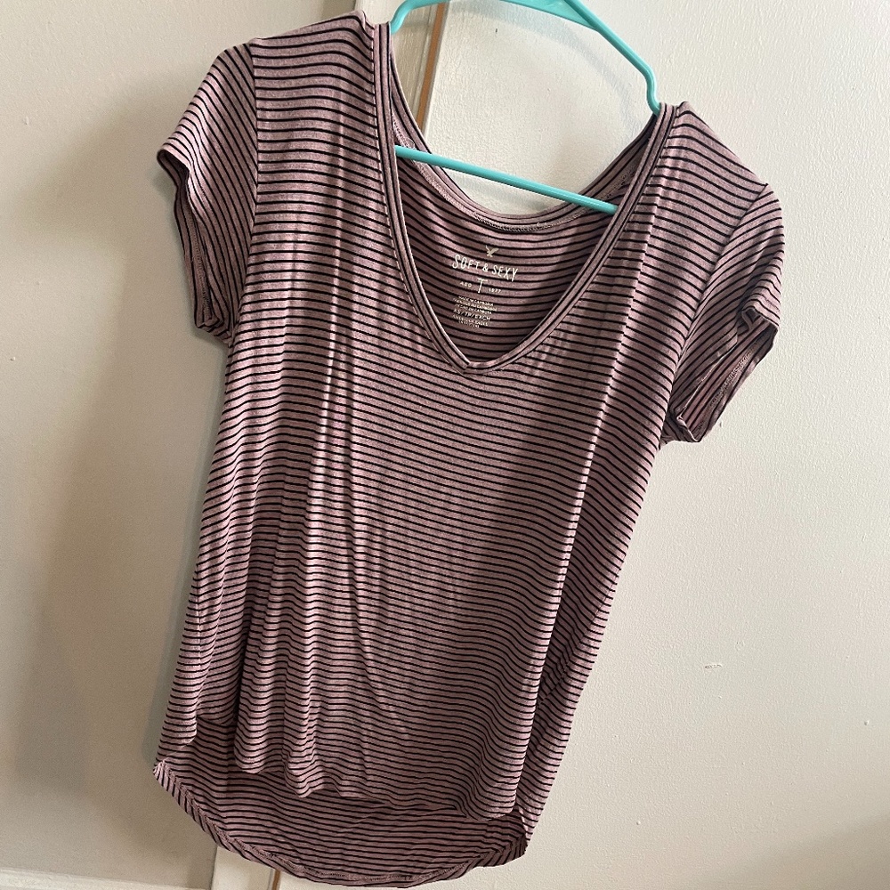 American Eagle 🦅 Soft & Sexy tshirt, will Bundle with another $10 item 2/$15!